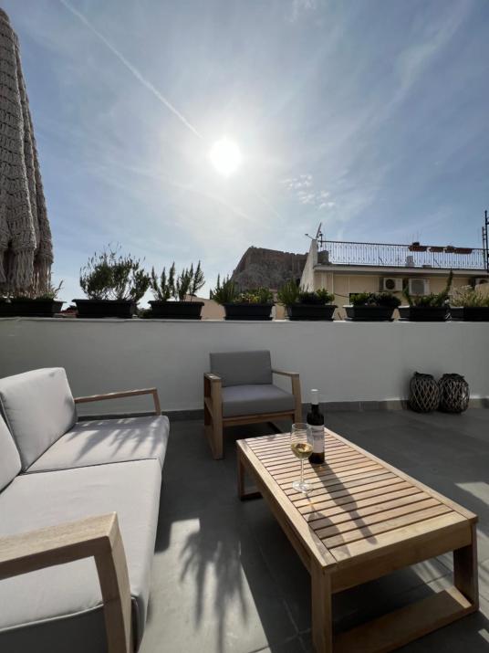 Step One | Luxury Suites right in the heart of Acropolis next to metro station