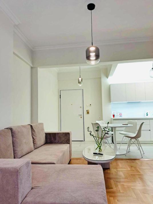 Acropolis Flat