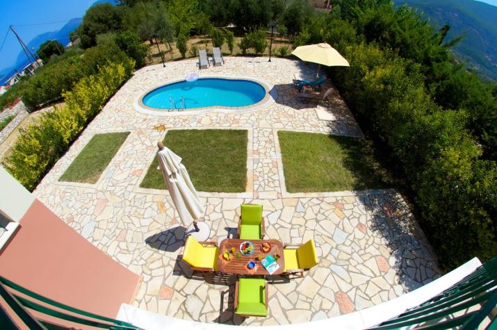 Iliachtides Villas