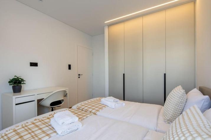 Bloom - Luxury 2-Bedroom Apartment in Athens