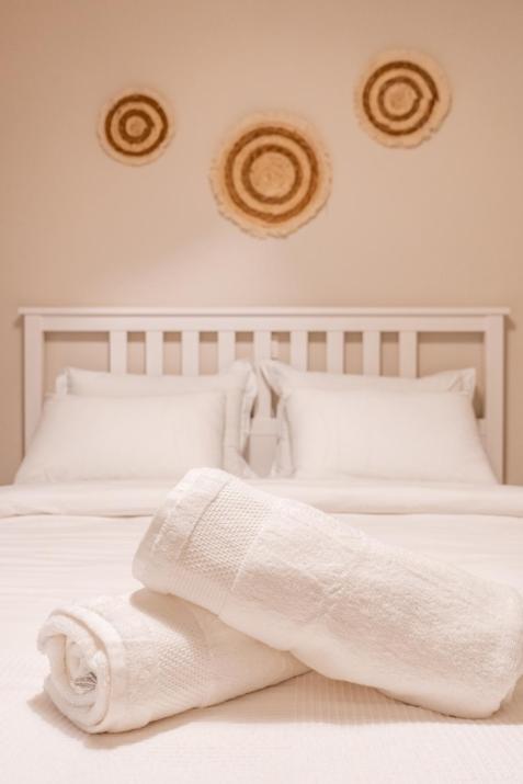 Book Homes Athens - Meraki Home