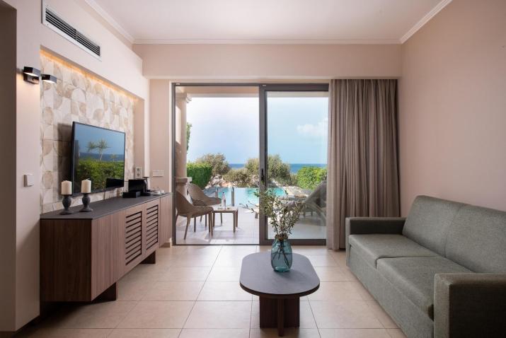 KRESTEN ROYAL Euphoria Resort