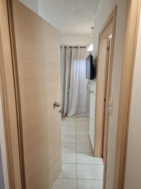 Diana's Cozy 9 Studio