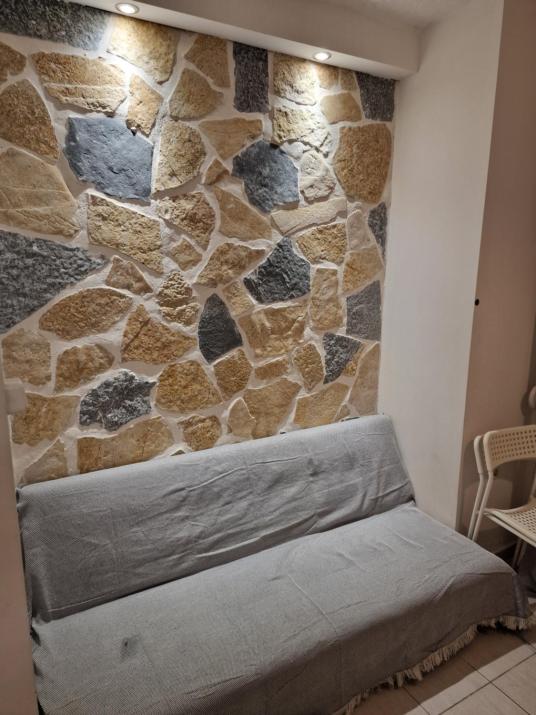 Diana's Cozy 9 Studio