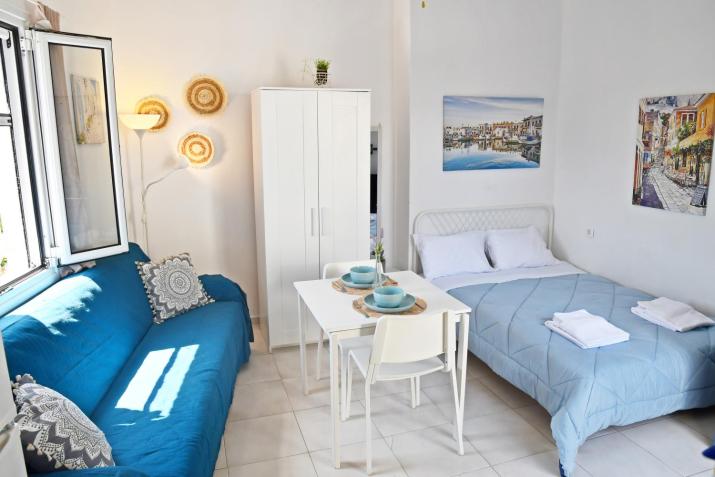 Cycladic House for 3 persons at Lefkes Paros