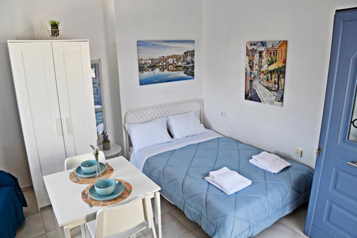 Cycladic House for 3 persons at Lefkes Paros