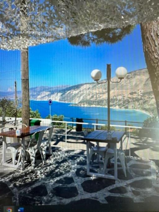 Villa Zola with Views