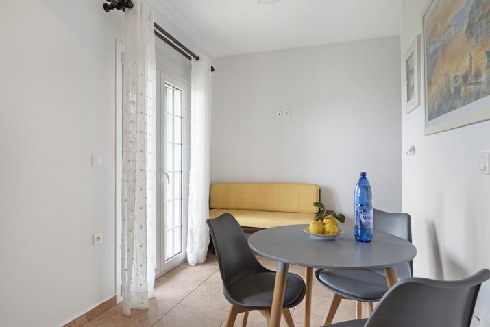 Monte Verde Apartment 203