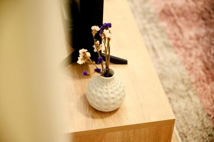 Modern Downtown Flat by GOLDENLAND