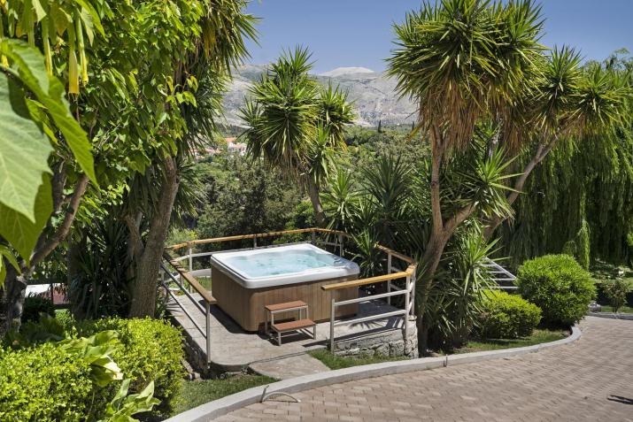 Monte Verde Apartment 203