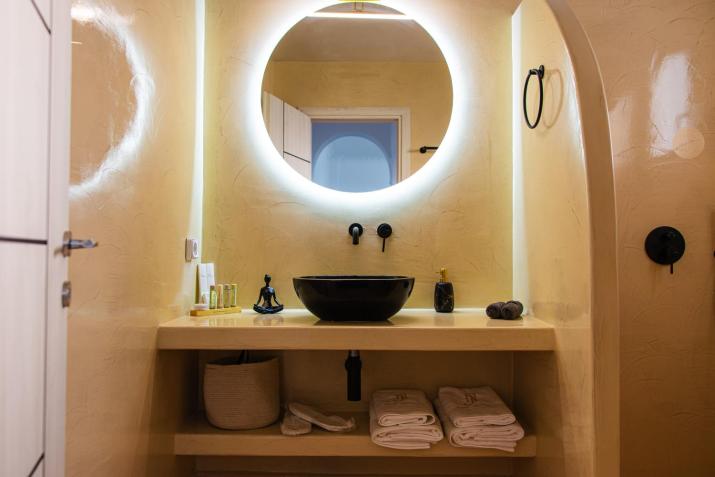 Aina Suites
