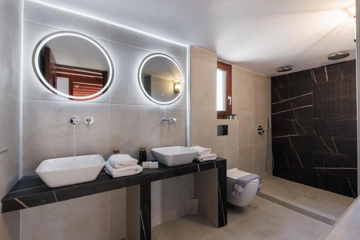Zatrikion Santorini Villas