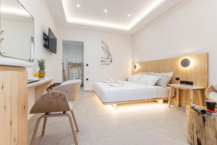 Adama's Suites