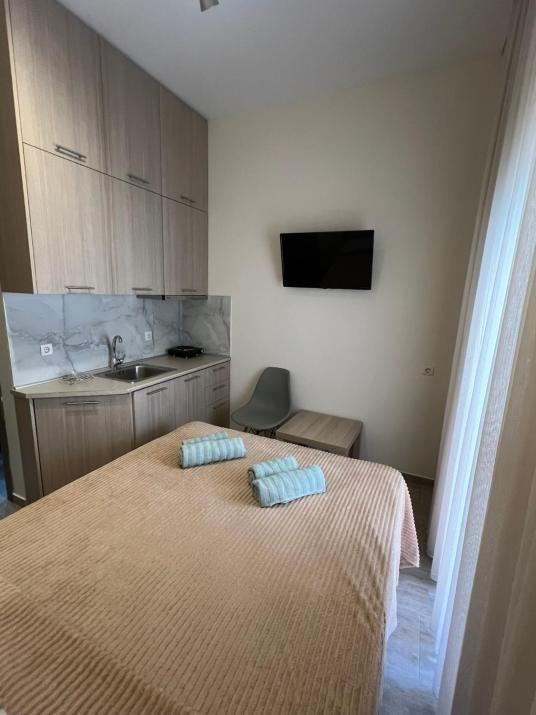Aristotelous Square Apartment