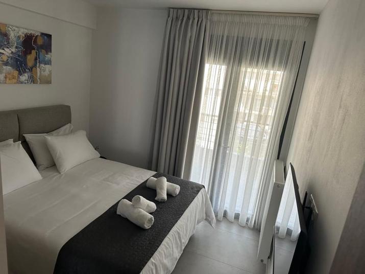 Poly's Home 2