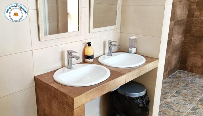 Camping.Karystos Melodia