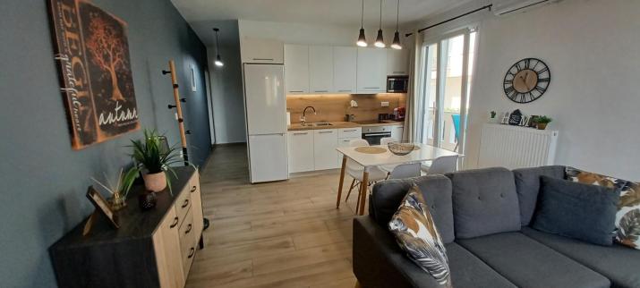 Garden Seaview Luxury Apartment