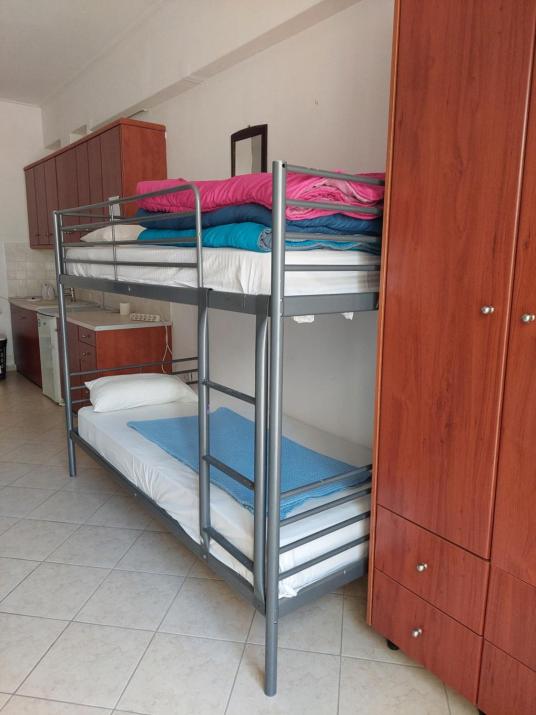 Monastiraki apartment near Acropolis