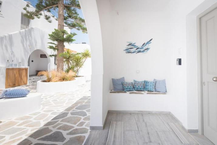 Swell S2 maisonette with private Jacuzzi in Naousa Swell S2 maisonette with private Jacuzzi in Naousa