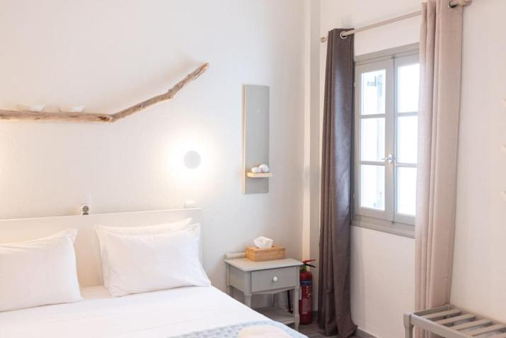 SWELL S6 new studio in Naousa SWELL S6 new studio in Naousa