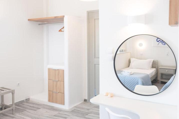 Swell S11 new studio in Naousa