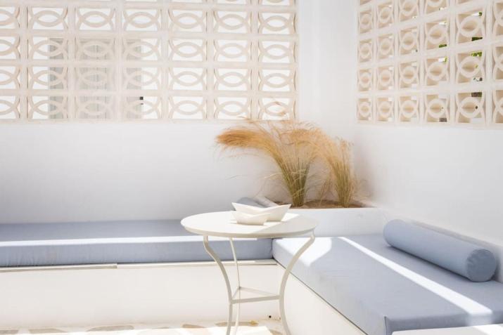 SWELL S12 new studio in Naousa