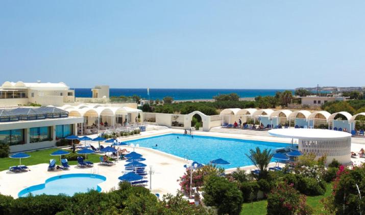 Mare Blue Hotel