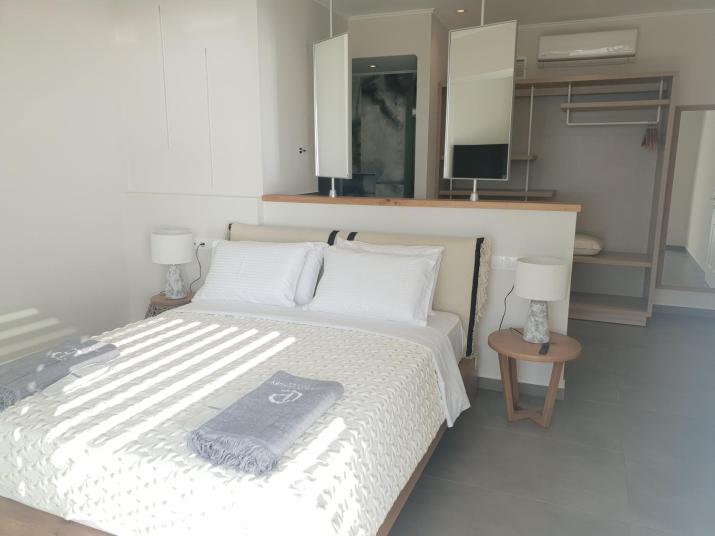 Paralia Luxury Suites