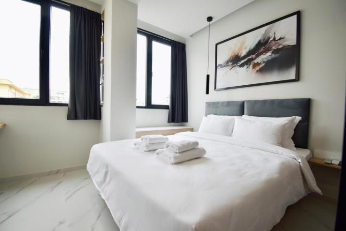 The KLEKO Project by halu! Next to Venizelou metro station