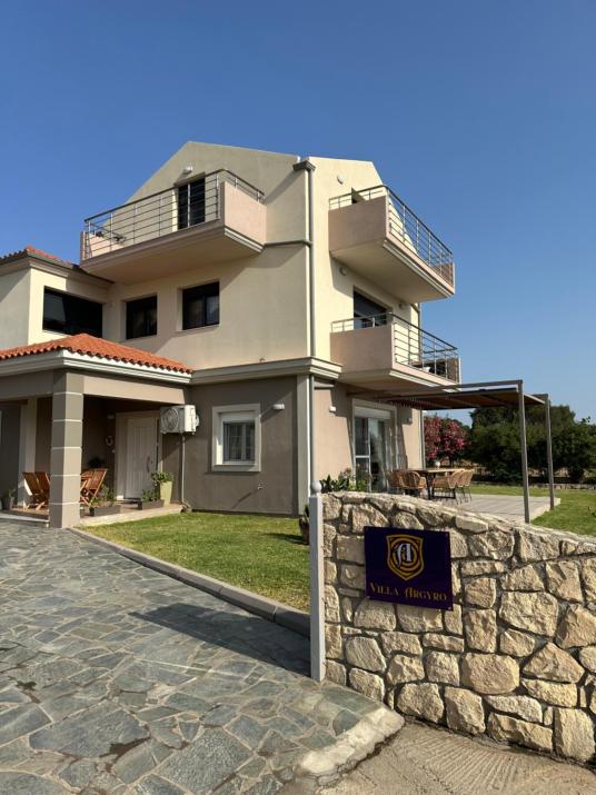 Villa Argyro