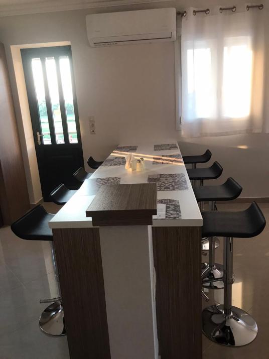 Tasos Cozy Apartment 1st Floor