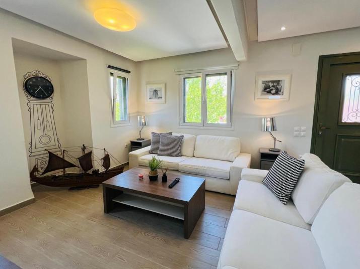 Lefkada Beach Villa