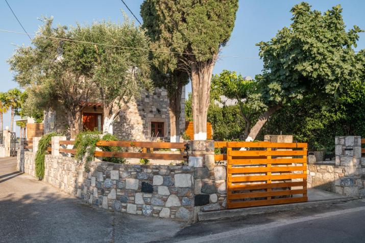 Pirgali Stone house