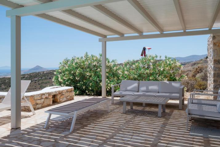 Villa Acqua · Gorgeous pool villa, stunning sea views, helipad!