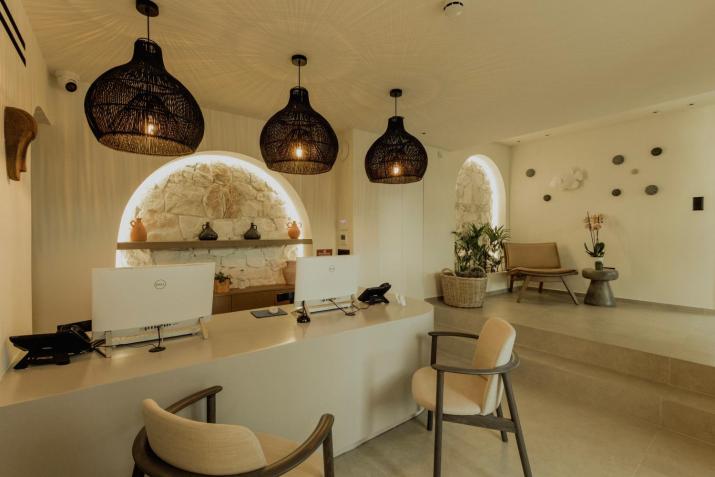Opal Paros