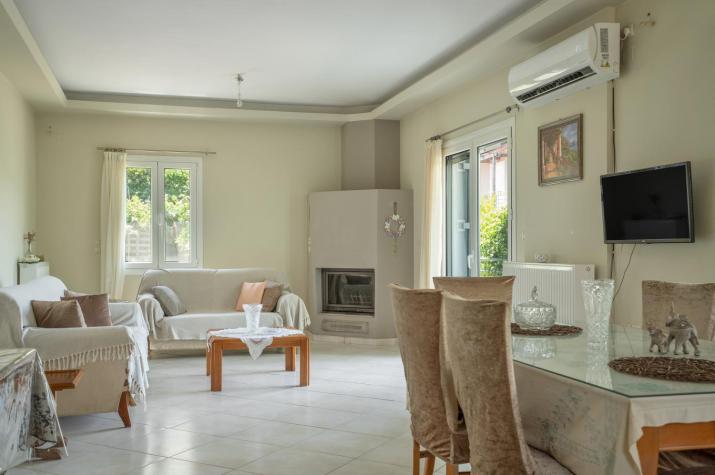 Elia apartment kanali