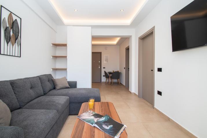 Zante Center Suite A