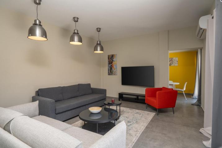 LIV - Sunny Penthouse Near Acropolis