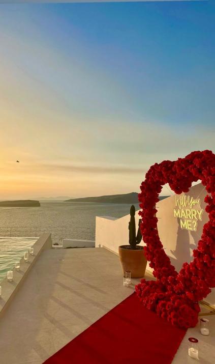 Omna Caldera Suites