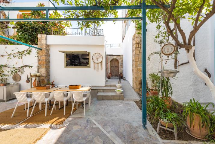 Lefka Hotel & Apartments