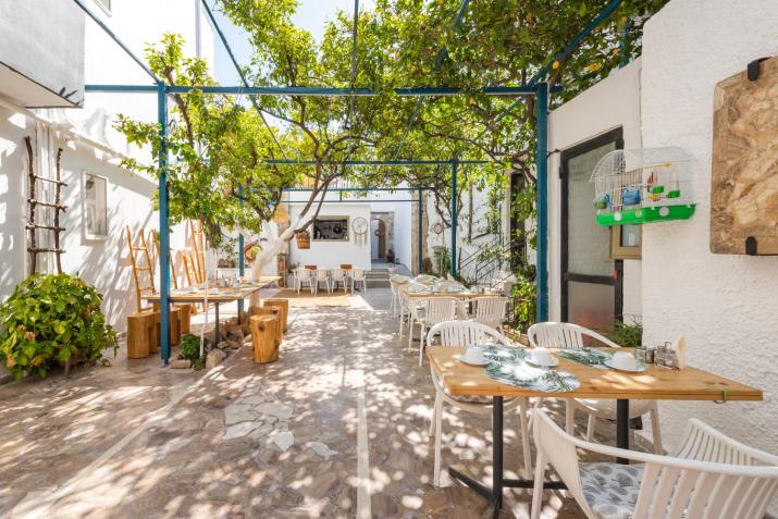 Lefka Hotel & Apartments