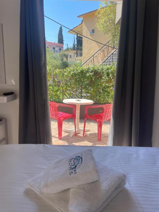 Hotel Benitses Arches