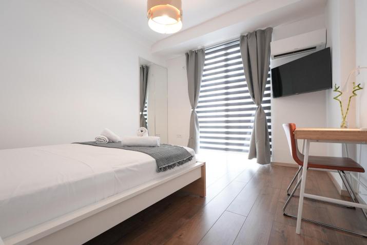 Syntagma square, 50sqm nikis luxurious apartment