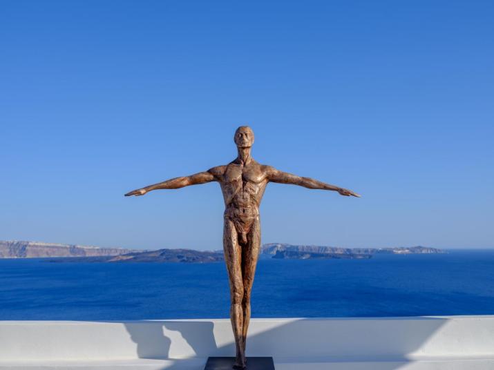 Oia Treasures Art Suites