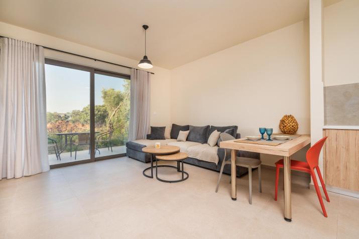 Arangia Garden Maisonette