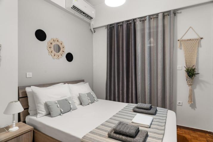 011eleven Apartments