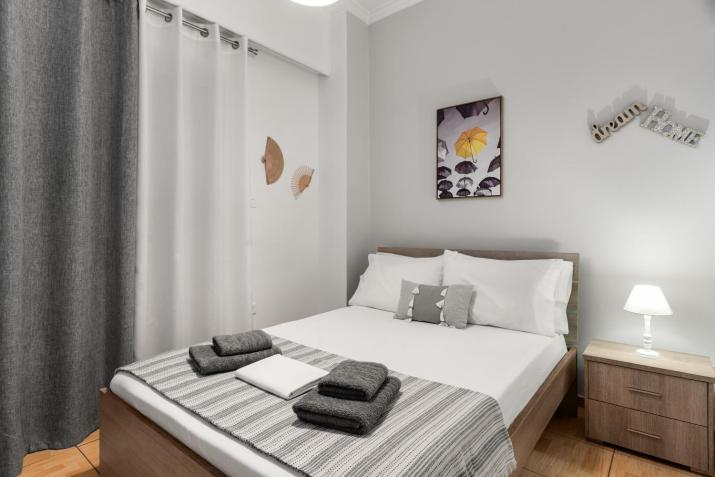 011eleven Apartments