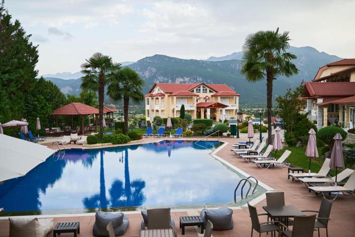 Famissi Suites 6