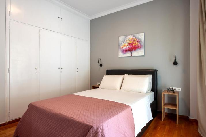 Spacious and modern one bedroom apartment