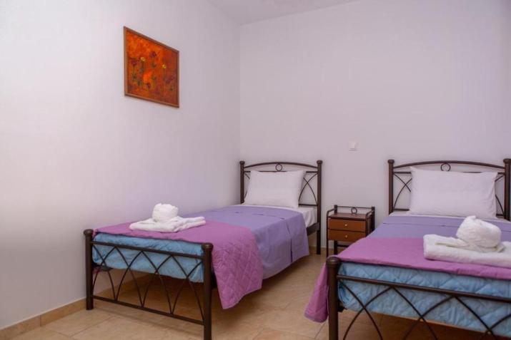 Apiranthian House 2 Stay Cycladic Naxos 3 BDR